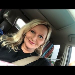 Meet your Posher, Lynette